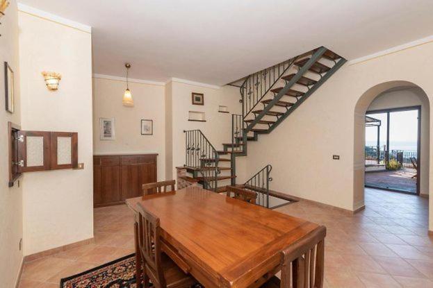 Casa Vacanze Montedoro مونتيفياسكون المظهر الخارجي الصورة